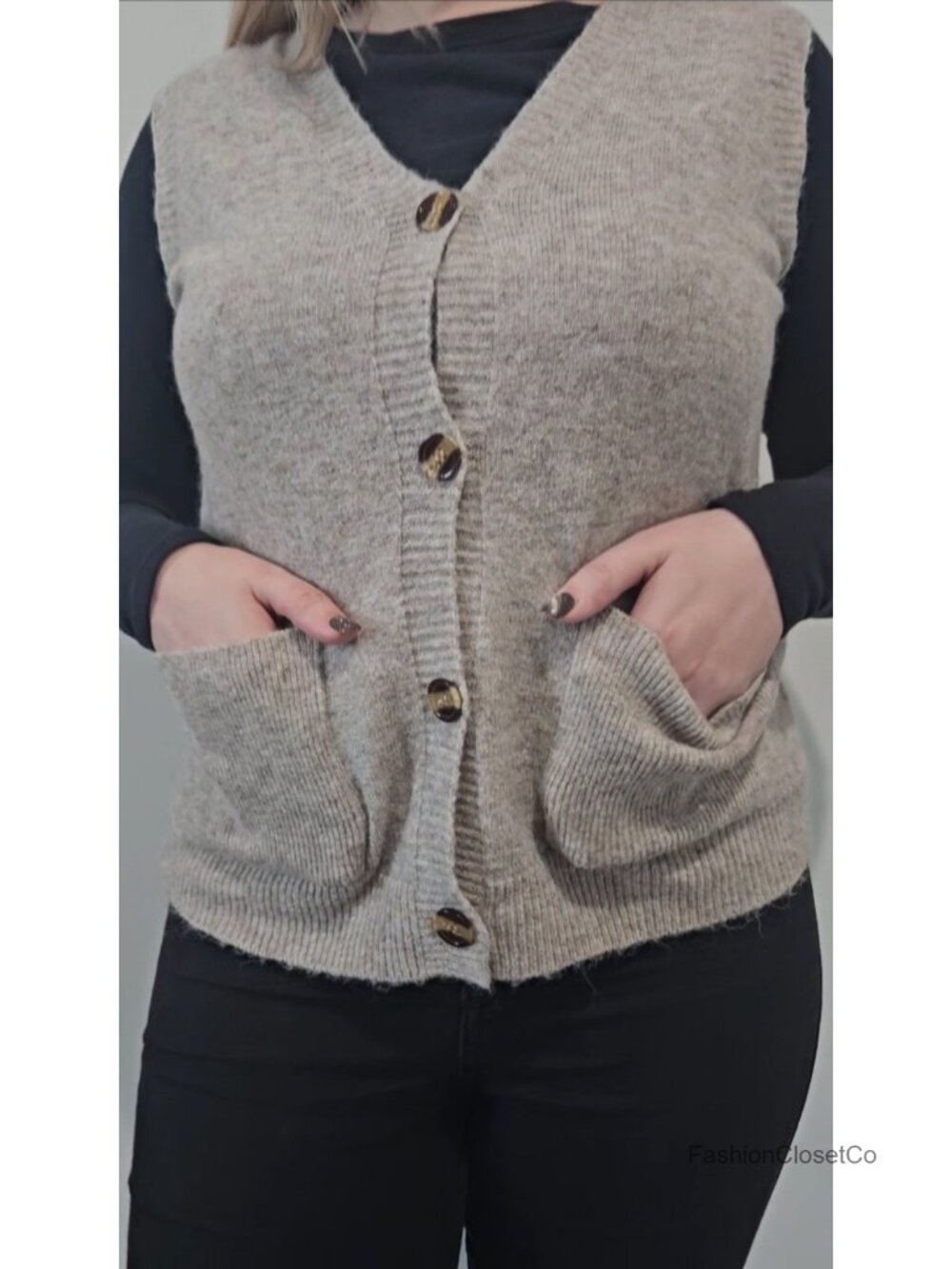 Sleeveless Sweater Vest V Neck Button Knit Cardigan with Pockets - Picture 5 of 6